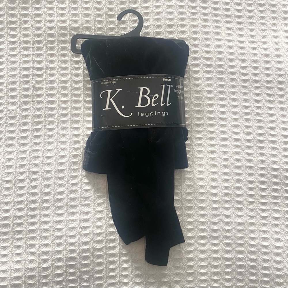 K. bell Black velvet Leggings NWT size S/M